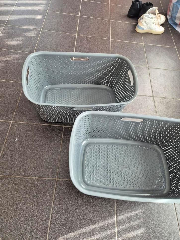 2 Curver Wasmanden - Degelijk en Praktisch, Huis en Inrichting, Woonaccessoires | Kisten, Gebruikt, Kunststof, Ophalen