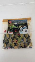 Lego Technic mini Claas Xerion tractor. 42102, Kinderen en Baby's, Speelgoed | Duplo en Lego, Ophalen of Verzenden, Zo goed als nieuw