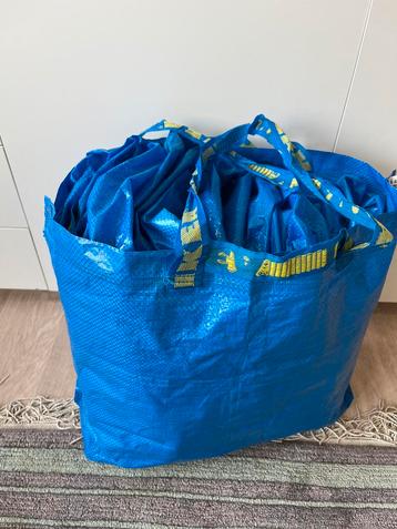 10 Blauwe Frakta-tassen van Ikea. Maten 55x37x35cm. beschikbaar voor biedingen