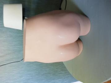Etalage pop / kontje beschikbaar voor biedingen