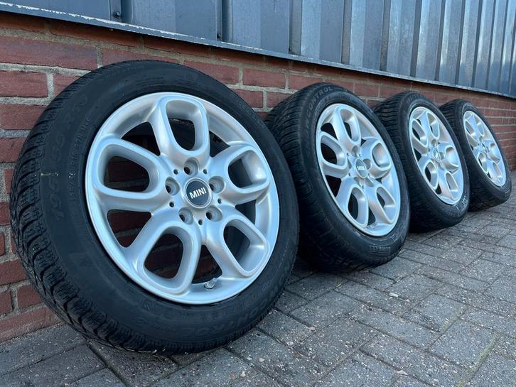 Originele Mini Cooper Winterset Pirelli TPMS F55 F56 F57, Auto-onderdelen, Banden en Velgen, Banden en Velgen, Winterbanden, 16 inch