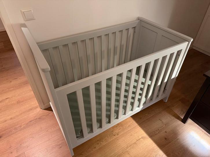 Mooi ledikantje te koop!, Kinderen en Baby's, Babywiegjes en Ledikanten, Zo goed als nieuw, Ledikant, Ophalen
