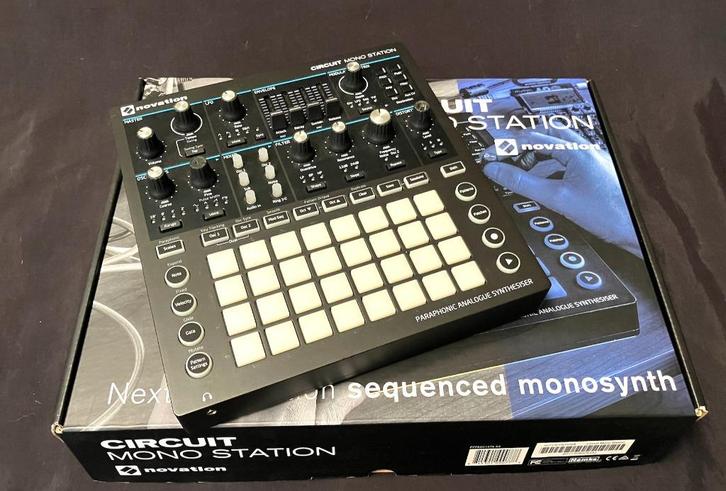 Novation Circuit Mono Station, Muziek en Instrumenten, Synthesizers, Zo goed als nieuw, Overige aantallen, Novation, Ophalen of Verzenden