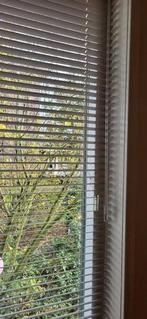 Luxaflex 25mm te koop. Drie verschillende afmetingen., Huis en Inrichting, Stoffering | Gordijnen en Lamellen, Ophalen, Zo goed als nieuw