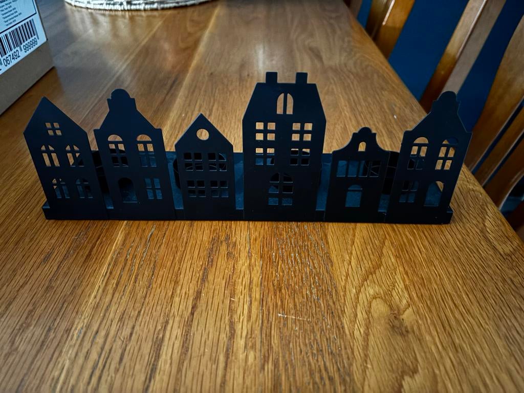 Waxinelichthouder met huisjes, Zwart, Ophalen of Verzenden, Zo goed als nieuw, Metaal