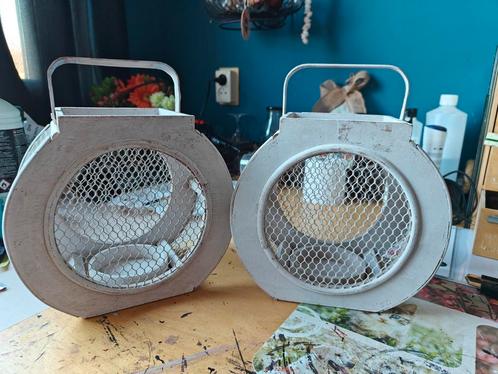 2 leuke mandjes, Huis en Inrichting, Woonaccessoires | Schalen en Manden, Zo goed als nieuw, Mand, Overige vormen, Hout, Ophalen