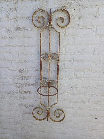 muur-ornament ijzeren- beschikbaar voor biedingen