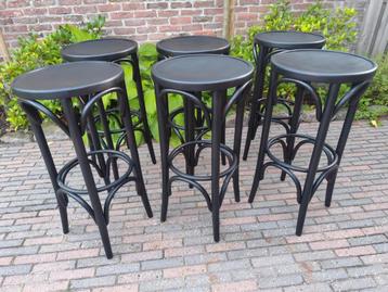 Barkrukken Thonet  beschikbaar voor biedingen