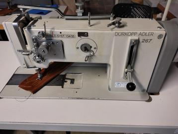 Naaimachine beschikbaar voor biedingen