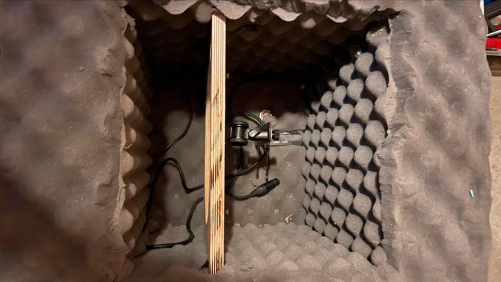 Isobox/Doombox voor silent recording, Muziek en Instrumenten, Versterkers | Bas en Gitaar, Zo goed als nieuw, Minder dan 50 watt