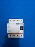 Gewiss aardlekschakelaar 4-polig 63A / 30mA – GW40203 SD, Doe-het-zelf en Verbouw, Elektra en Kabels, Ophalen of Verzenden, Gebruikt