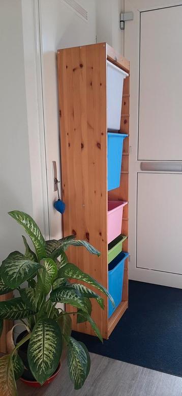 Ikea Trofast kast / hout / hoog: 176h x 44b x30d beschikbaar voor biedingen