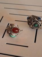 2 Vintage Tibetaanse Hangers met Edelstenen, Overige merken, Gebruikt, 2 of 3 bedels, Edelsteen