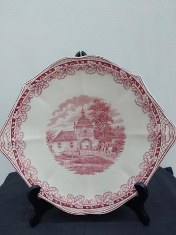 Mooi taartbord in Boerenhoeve rood  beschikbaar voor biedingen