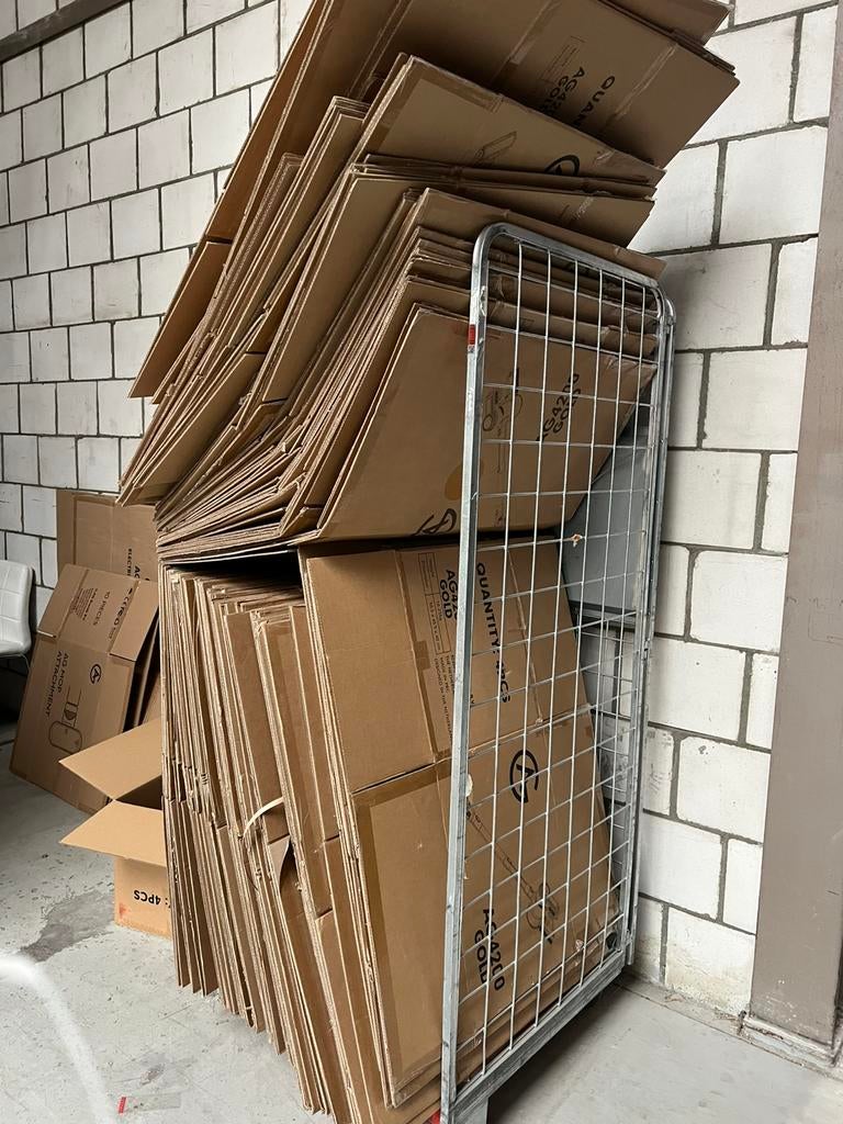 Bedrukte dozen per 20 stuks €10, Doe-het-zelf en Verbouw, Kratten en Dozen, Ophalen, 50 tot 75 cm, Doos, Minder dan 35 cm