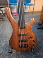 Fame 5-snarige fretless basgitaar, Muziek en Instrumenten, Ophalen, Zo goed als nieuw, Elektrisch, Fretloos
