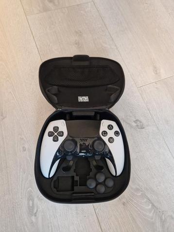 PS5 Sony Edge Controller + draag case beschikbaar voor biedingen