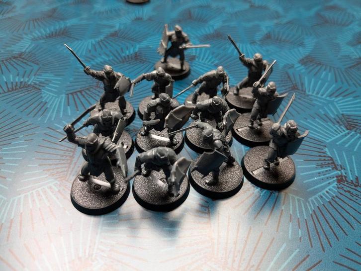 Lord of the rings warhammer - Uruk hai (scout) warriors, Hobby en Vrije tijd, Wargaming, Gebruikt, Warhammer, Figuurtje(s), Ophalen of Verzenden