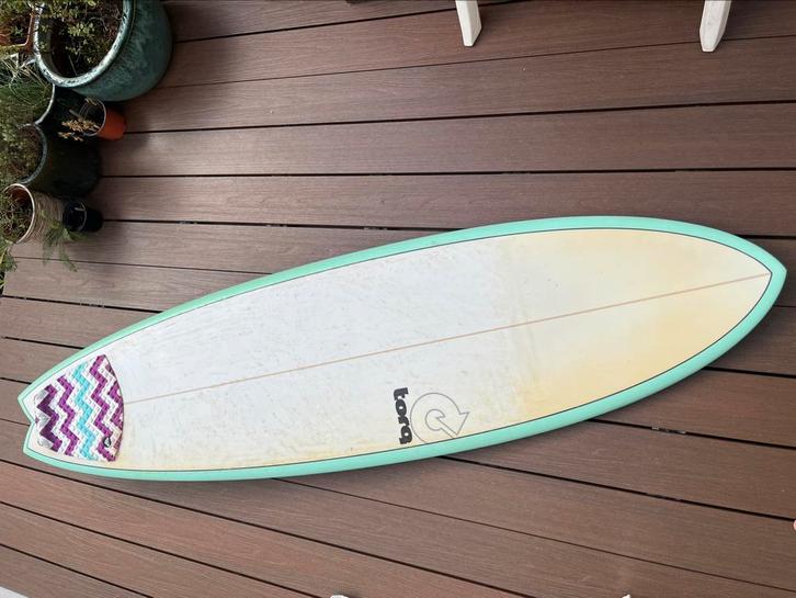 Torq mod TET fish 6’10 surfboard, Watersport en Boten, Golfsurfen, Gebruikt, Fish, Met vinnen, Ophalen