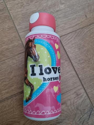 Mepal paarden beker beschikbaar voor biedingen