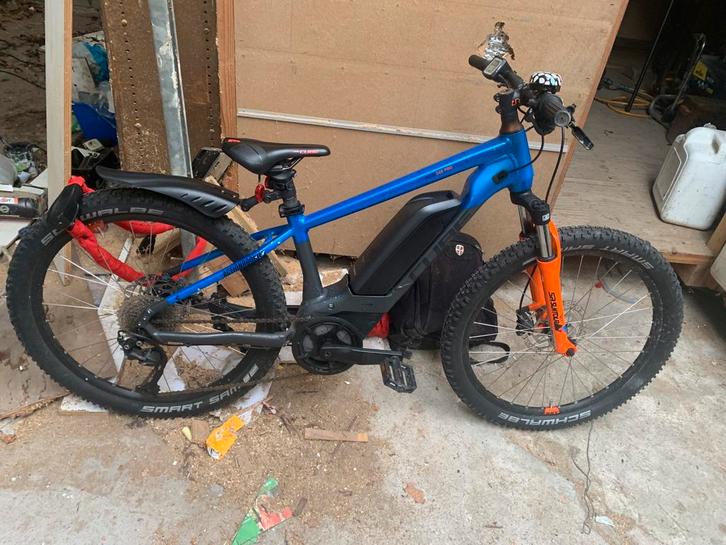 Cube elektrische mountainbike (kinderfiets), Fietsen en Brommers, Fietsen | Jongens, Zo goed als nieuw, 24 inch, Versnellingen