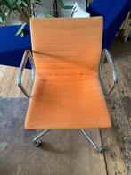 Eames draaistoel op wielen (Herman Miller), Oranje, Gebruikt, Bureaustoel, Ophalen