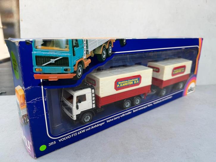 SIKU 3115 VOLVO LKW MIT ANHANGER P.KARSTEN, Hobby en Vrije tijd, Modelauto's | 1:50, Bus of Vrachtwagen, SIKU, Ophalen of Verzenden