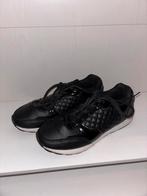 Zwarte sneakers met witte zool, Ophalen of Verzenden, Zo goed als nieuw, Zwart, Sneakers of Gympen