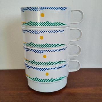 Vier Mepal soepkommen  beschikbaar voor biedingen