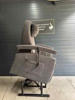 Sta op stoel merk Fitform, Huis en Inrichting, Fauteuils, Ophalen, Minder dan 75 cm, Zo goed als nieuw, Stof