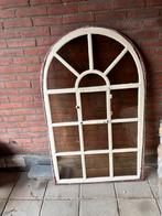 Oude boogvormige raam met glas, Doe-het-zelf en Verbouw, Ophalen, Gevelraam of Ruit, Gebruikt, Minder dan 80 cm