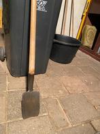 Gesmede spa, Tuin en Terras, Hand-tuingereedschap, Ophalen of Verzenden, Zo goed als nieuw, Spade