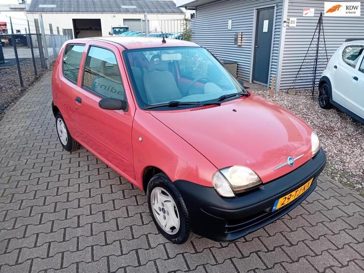 Fiat 600 1.1 Actual NIEUWE APK! 169 DKM!, Auto's, Fiat, Bedrijf, Te koop, Overige modellen, ABS, Startonderbreker, Benzine, Euro 4