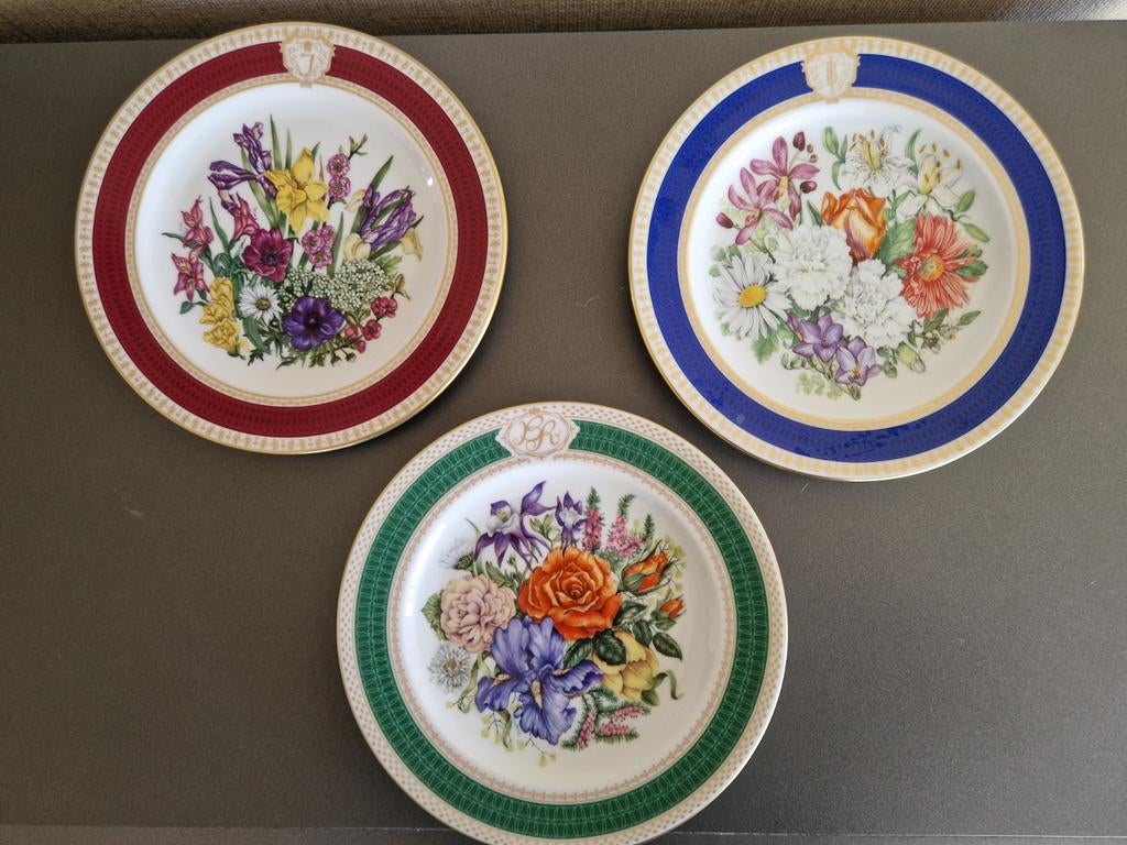 Set Herinneringsborden Bloemen voor Hare Majesteit, Ophalen of Verzenden, Zo goed als nieuw, Bord