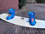 Wakeboard met schoenen Ronix 140, Watersport en Boten, Ophalen of Verzenden, Gebruikt, Board en Schoenen