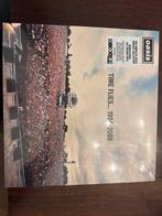 Oasis - Time Flies... 1994-2009 - colour vinyl RSD, Ophalen of Verzenden, 2000 tot heden, Nieuw in verpakking, 12 inch