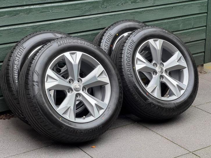 Lexus NX300h President Origineel, Auto-onderdelen, Banden en Velgen, Banden en Velgen, Zomerbanden, 18 inch, 235 mm, Terreinwagen