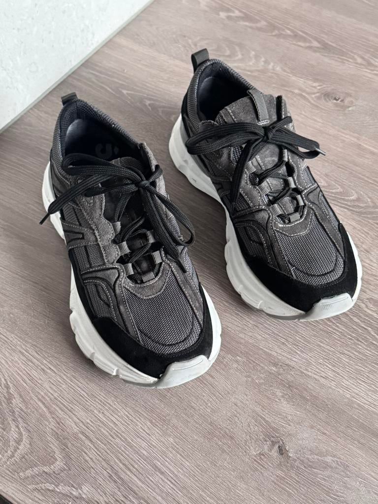 Sacha sneakers maat 44, Ophalen of Verzenden, Zo goed als nieuw, Sneakers of Gympen