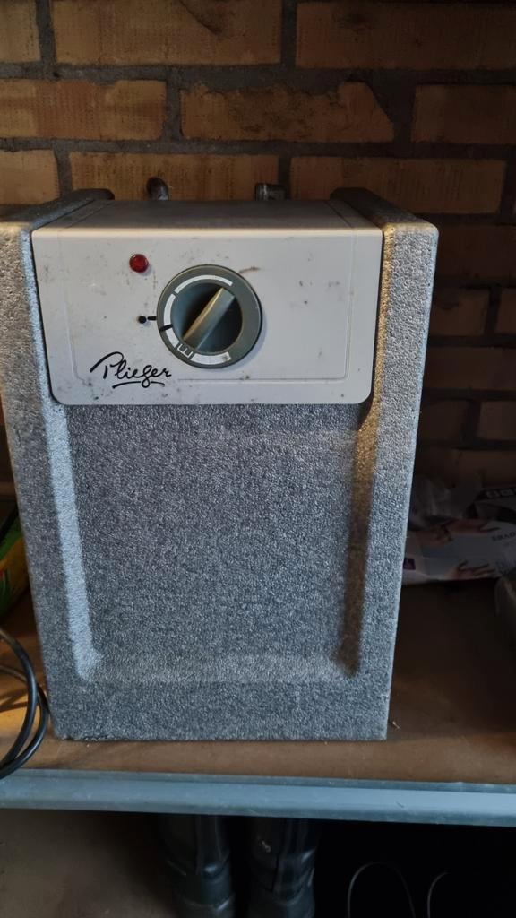 Pflieger Keukenboiler 10 Liter - Hotfill, Doe-het-zelf en Verbouw, Geisers en Boilers, Ophalen of Verzenden