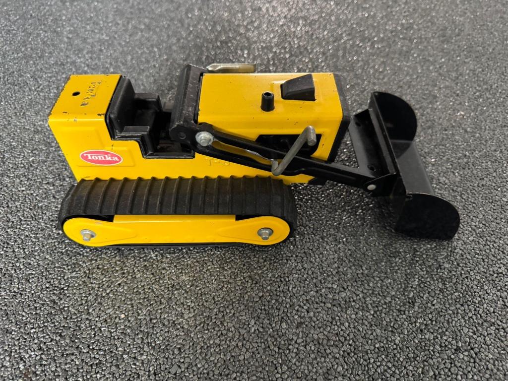 Tonka model 810659 Mighty Bulldozer / Crawler Dozer, Ophalen, Gebruikt