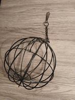 Hooibal, Ophalen, Voerbakje