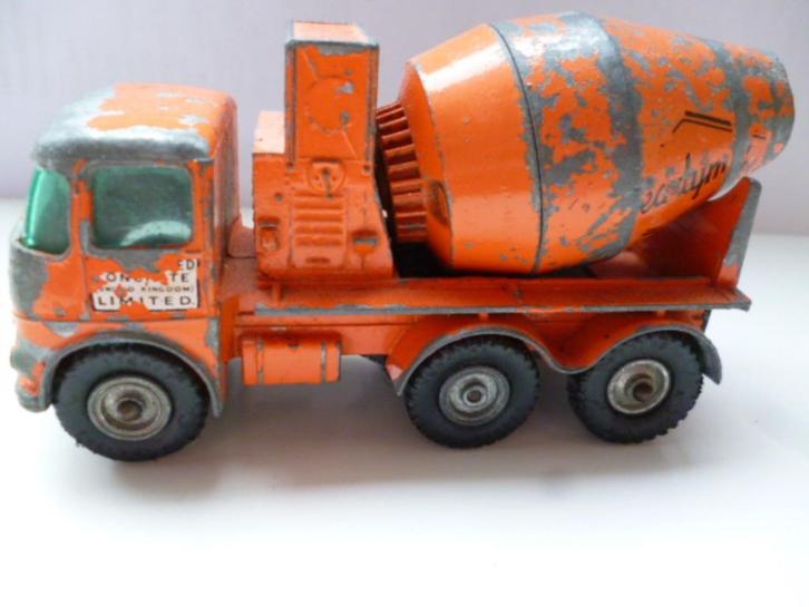 Matchbox King Size beton vrachtauto, Hobby en Vrije tijd, Modelauto's | Overige schalen, Gebruikt, Auto, Ophalen of Verzenden