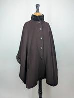 Bruine wollen cape-poncho met bont, Onbekend, Ophalen of Verzenden, Zo goed als nieuw, Onbekend
