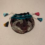 Een zijde brocaat trekkoord buideltje, Ophalen of Verzenden