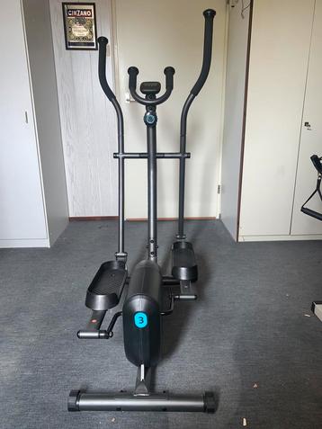 Ongebruikte crosstrainer beschikbaar voor biedingen