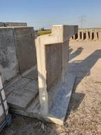 Gebruikte  keerwanden  Circa  150cm hoog ex perron  wanden, Ophalen, Zo goed als nieuw, Beton, Terrastegels