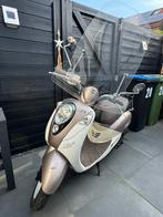 Sym Mio 50 Snorscooter – Bouwjaar 2015, Fietsen en Brommers, Scooters | SYM, Ophalen, Zo goed als nieuw, Mio