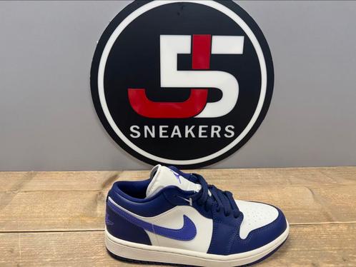 Jordan 1 Low Sky J Purple (Women’s), Kleding | Heren, Schoenen, Nieuw, Sneakers of Gympen, Overige kleuren, Ophalen of Verzenden