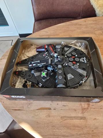 LEGO Star Wars The Dark Falcon 75389 - Compleet beschikbaar voor biedingen