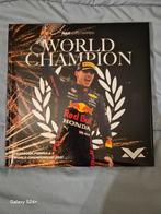Max Verstappen World Champion Yearbook 2021, Verzenden, Zo goed als nieuw, Formule 1